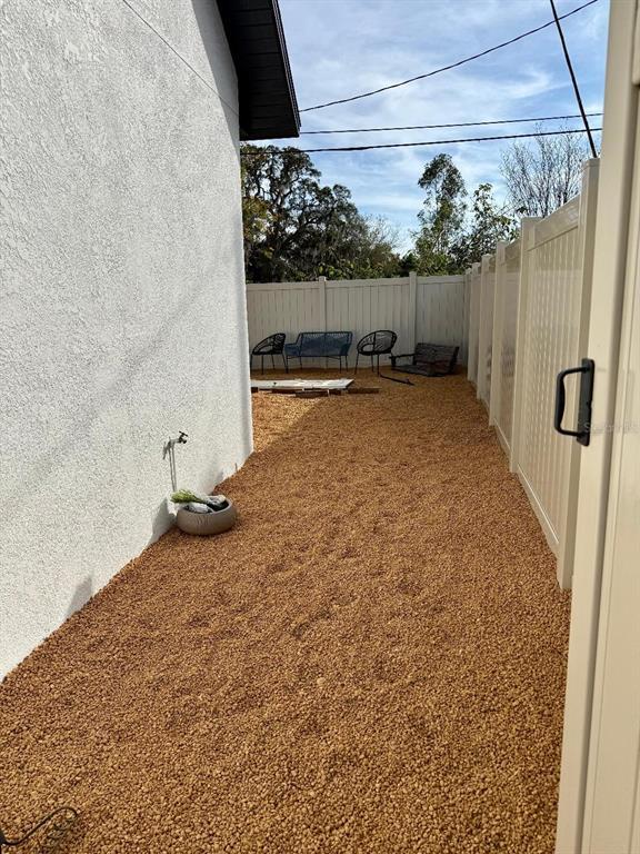 Building Photo - 1183 Chestnut St