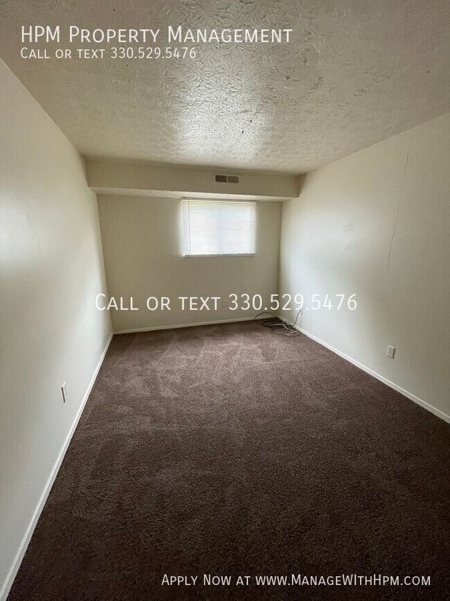 Foto del edificio - 841 Silver Meadows Blvd