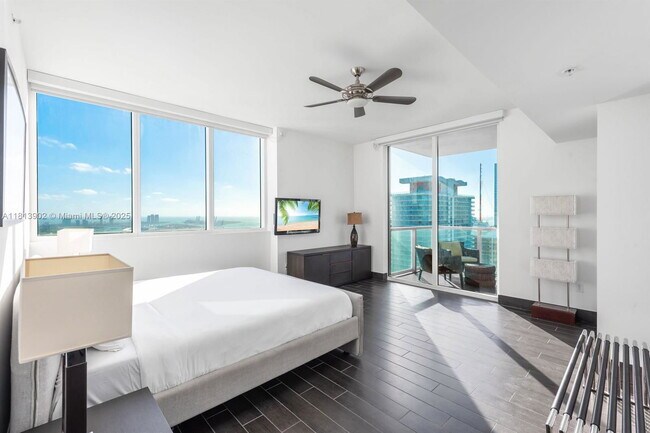 Foto del edificio - 253 NE 2nd St