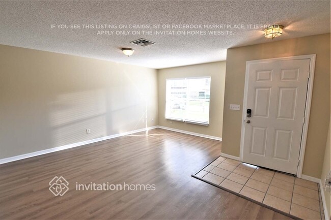 Foto del edificio - 16930 Sunrise Vista Dr