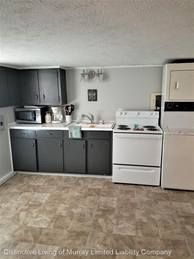 Foto del edificio - 1615-1619 Farmer Ave