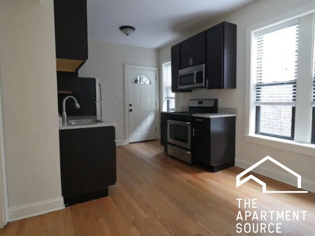 Foto del edificio - 4036 N Ashland Ave