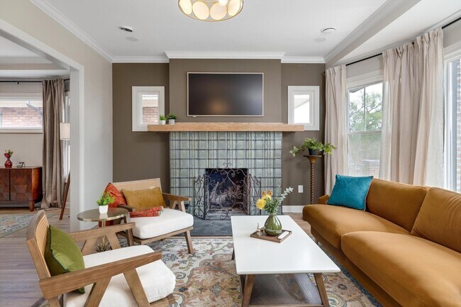 Building Photo - 1458 Virginia Park St