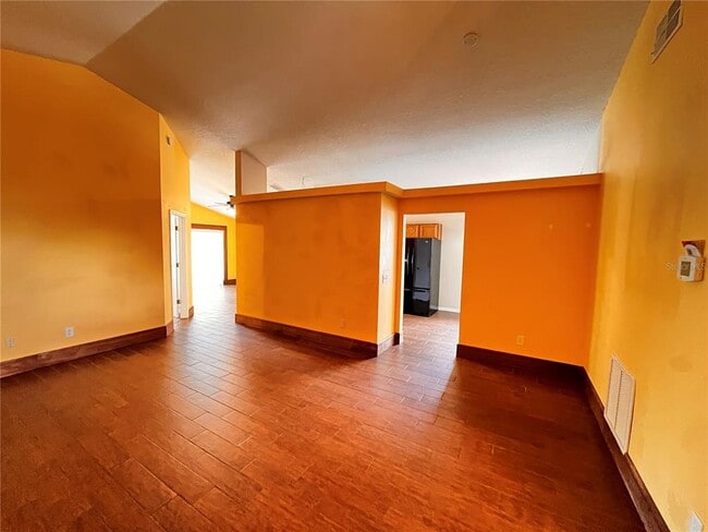 Building Photo - 2280 Pebblewood Dr