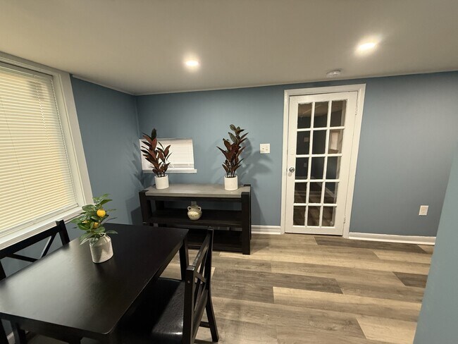 Foto del edificio - 513 Stratford Ave