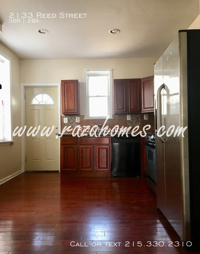 Foto del edificio - 2133 Reed St