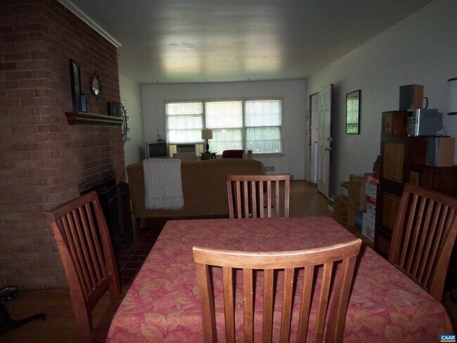 Foto del edificio - 1705 Burnley Ave