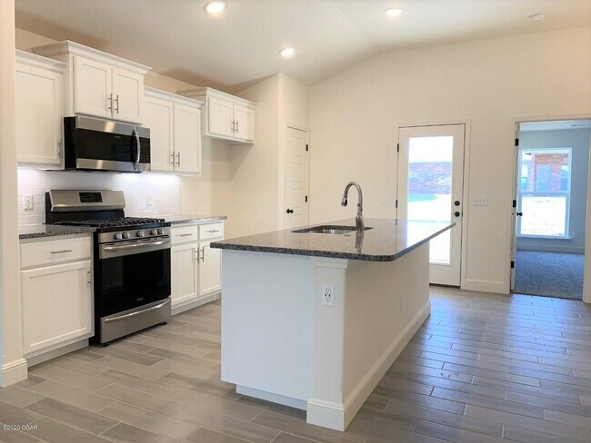 Foto del edificio - 5513 W 34th Pl