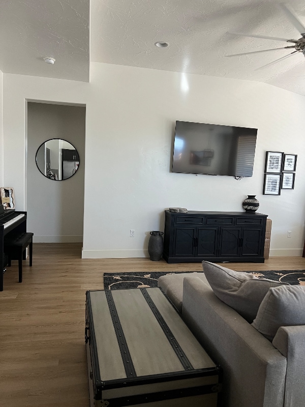 Building Photo - 2998 Photinia Dr