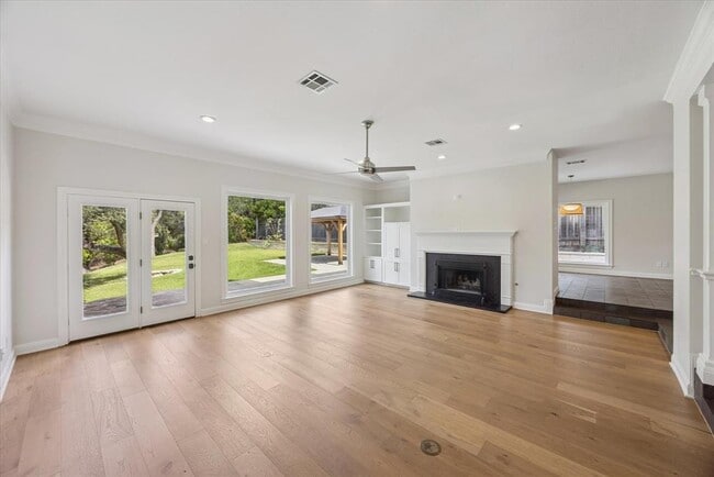Foto del edificio - 5908 Down Valley Ct