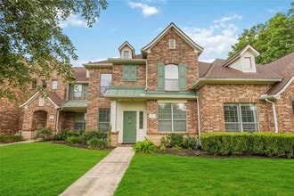 Building Photo - 17711 Brair Arbor