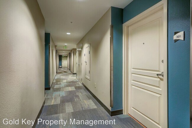 Building Photo - 2 br, 2 bath House - 300 W Beech Street #301