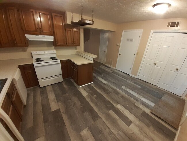Foto del edificio - 1568 Harbins Rd NW
