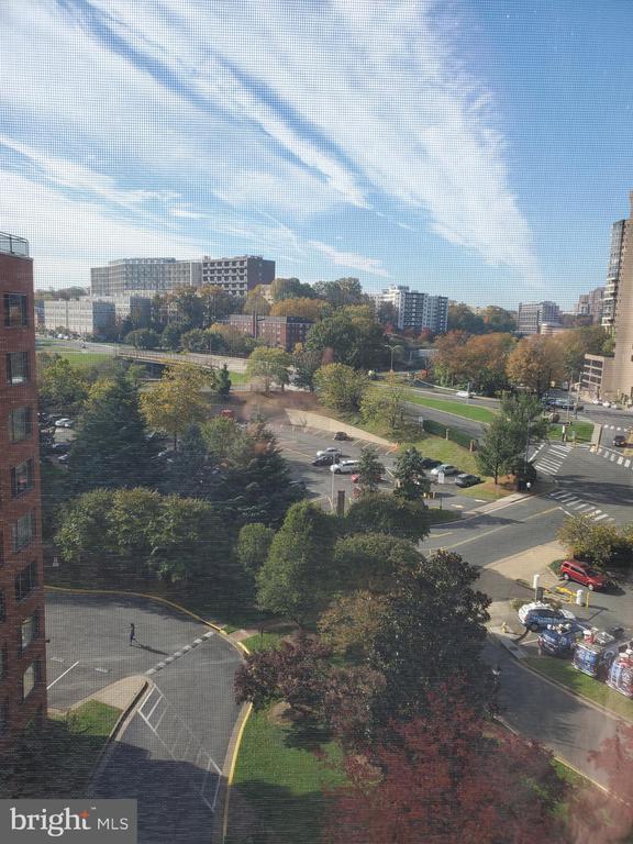 Foto del edificio - 1121 Arlington Blvd