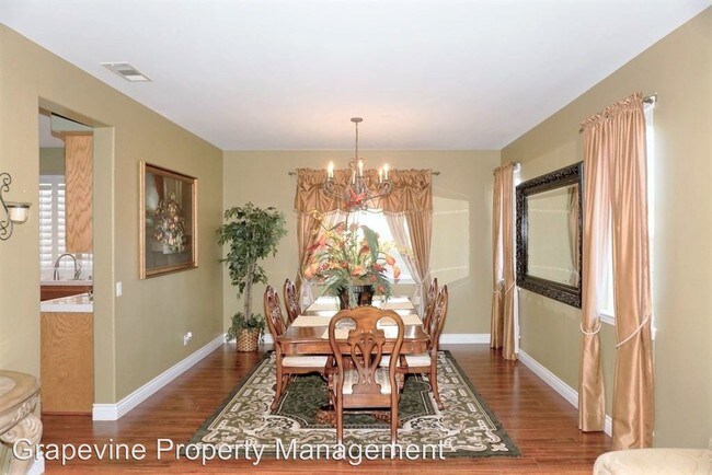 Building Photo - 5 br, 4 bath House - 31490 Pear Blossom Cir