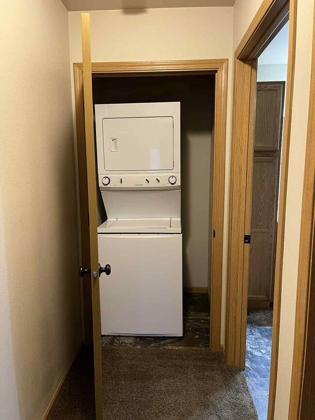 Foto del edificio - 1412 12th Ave SE