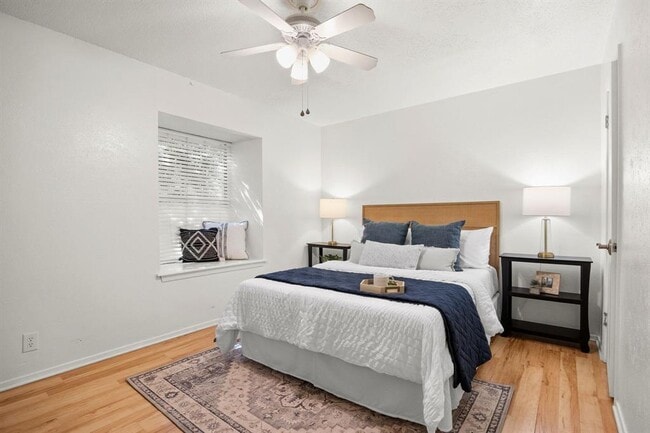 Foto del edificio - 7801 Shoal Creek Blvd