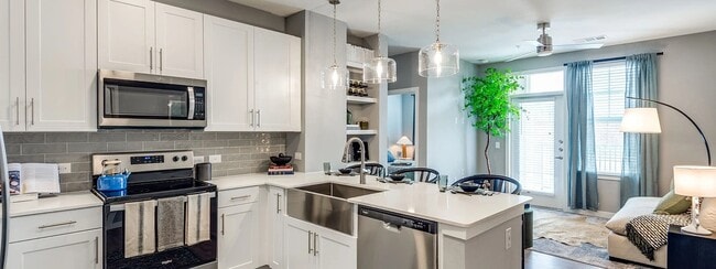Comfort, Location & Value Combined! - Comfort, Location & Value Combined! Apartment