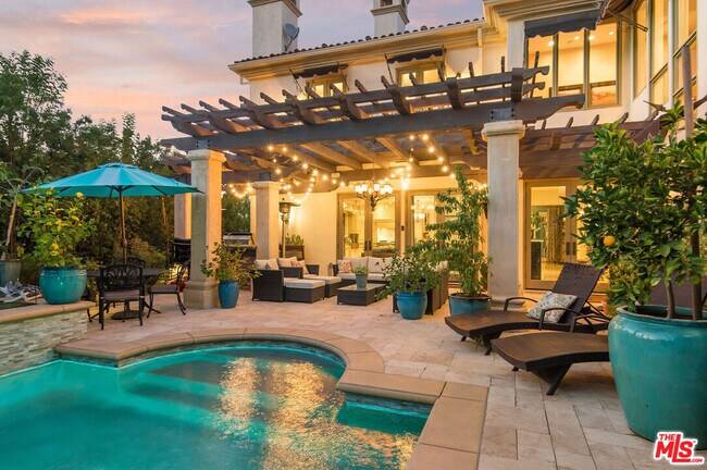 Foto del edificio - 24908 Bella Vista Dr