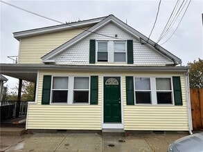 Building Photo - 177 Boyden St