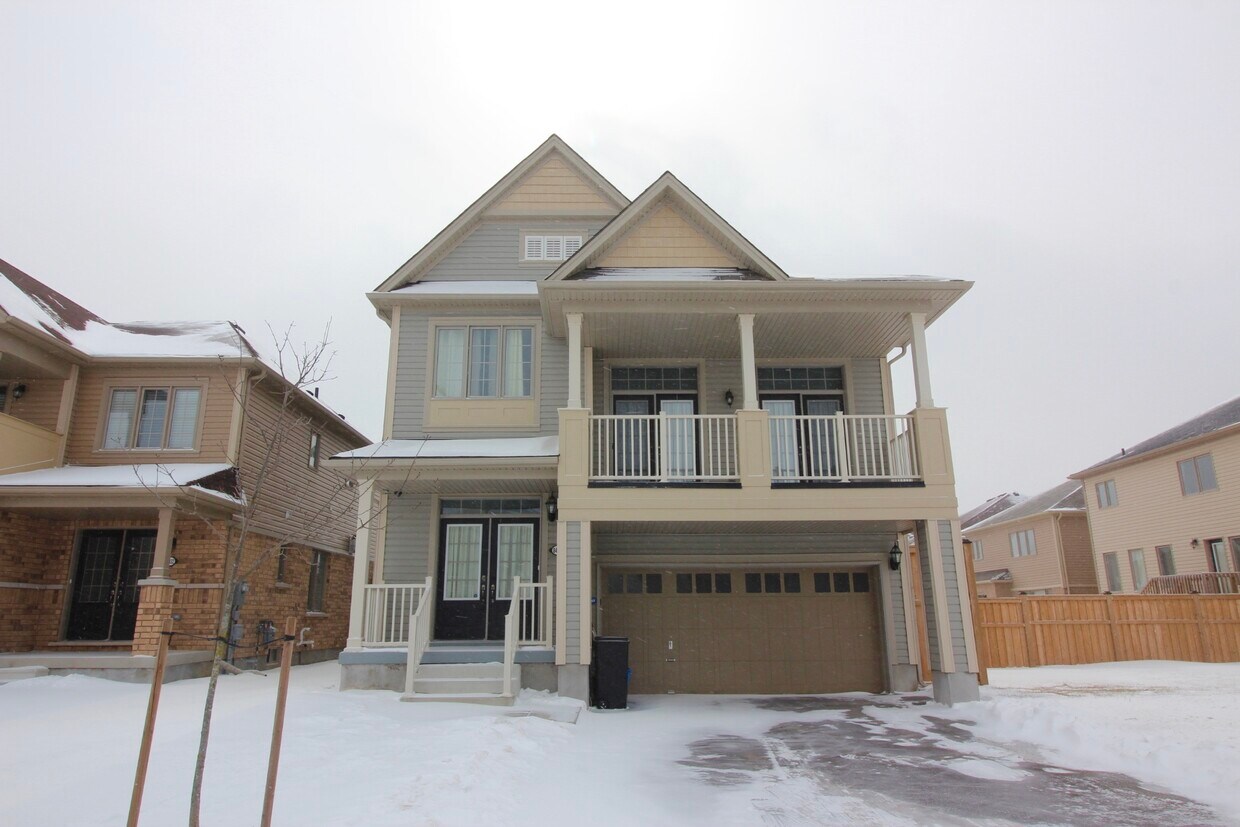 Photo principale - 8444 Elderberry Dr