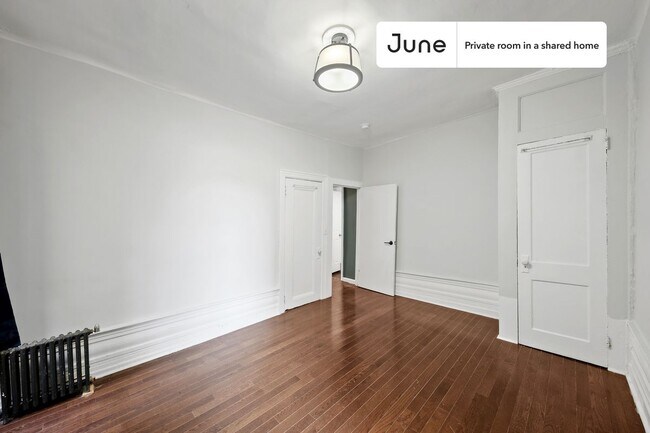 Foto del edificio - Room in Shared 3 bed/1 bath home in Hamilton Heights