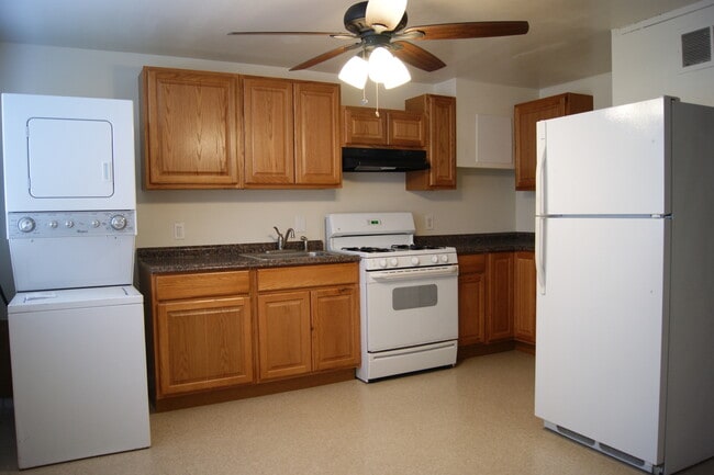 Foto del edificio - Centrally Located 3-Bedroom Halethorpe Hom...