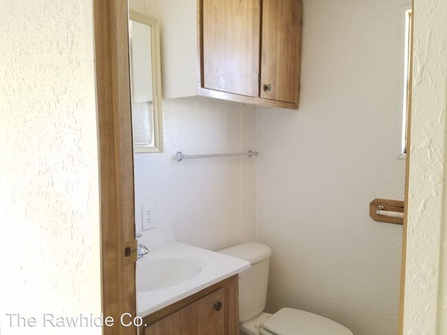 Building Photo - 3 br, 2 bath House - 13984 Zan Lane