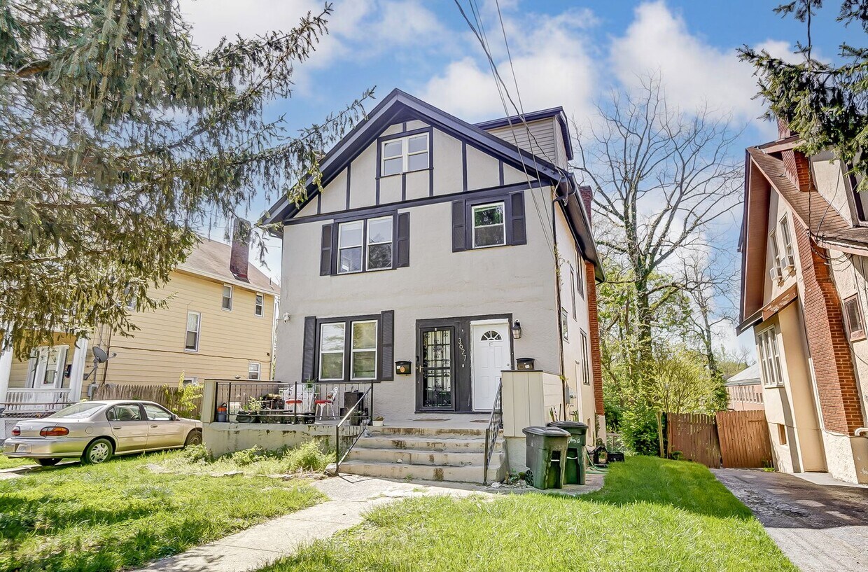 Primary Photo - 3627 Zinsle Ave