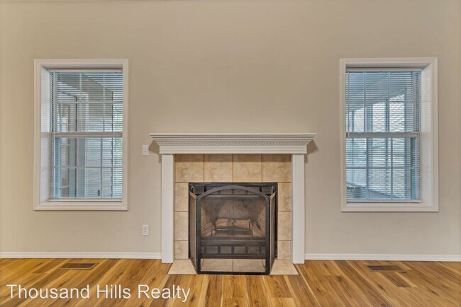 Building Photo - 3 br, 2 bath House - 147 Daless Ct