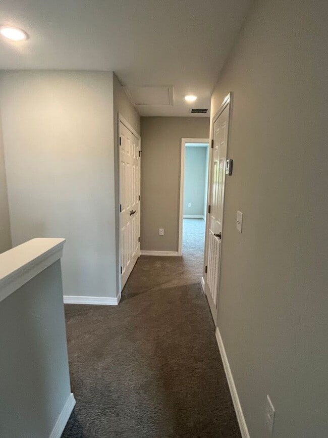 Building Photo - Brand NEW 3 bedroom 2.5 bath townhome!
