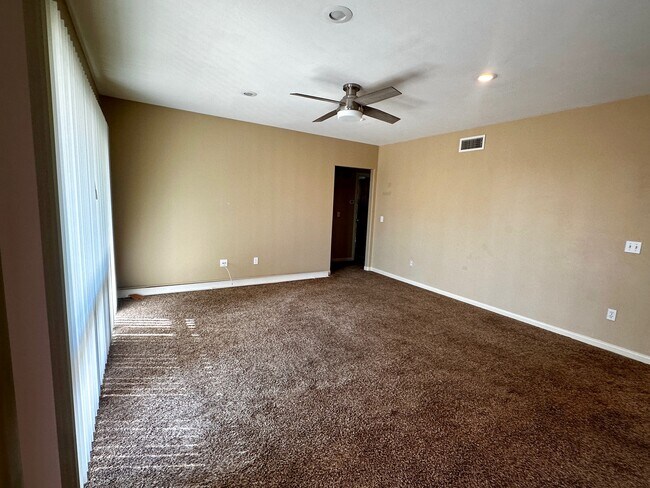 Foto del edificio - 2719 Grandview St