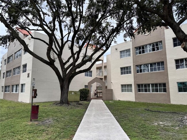 Building Photo - 6115 NW 186th St
