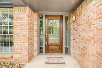 Building Photo - 6206 Rippling Hollow Dr