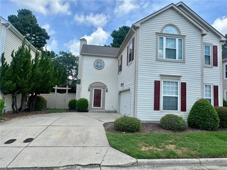 Foto principal - 1617 Woodstock Ct