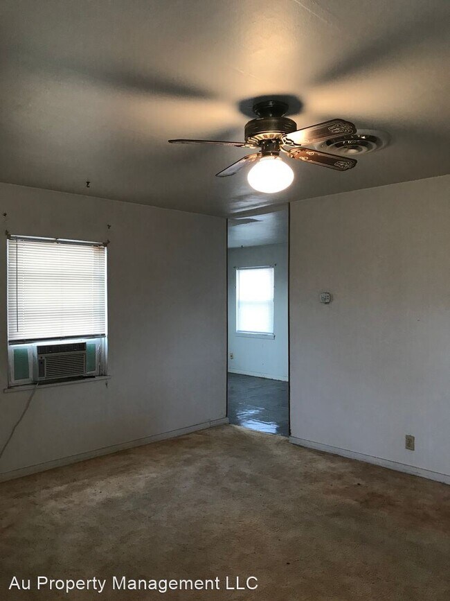 Building Photo - 3 br, 1 bath House - 4201 S VAN BUREN ST