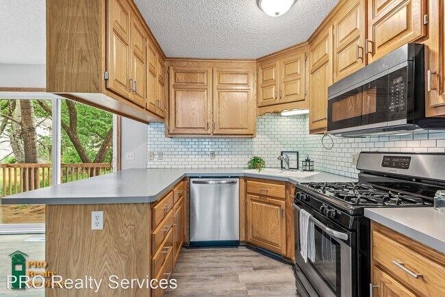 Foto del edificio - 3 br, 2 bath House - 7710 Greenwood Dr