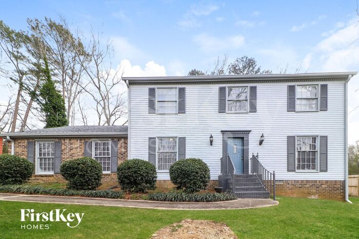Primary Photo - 1967 Tanglewood Dr