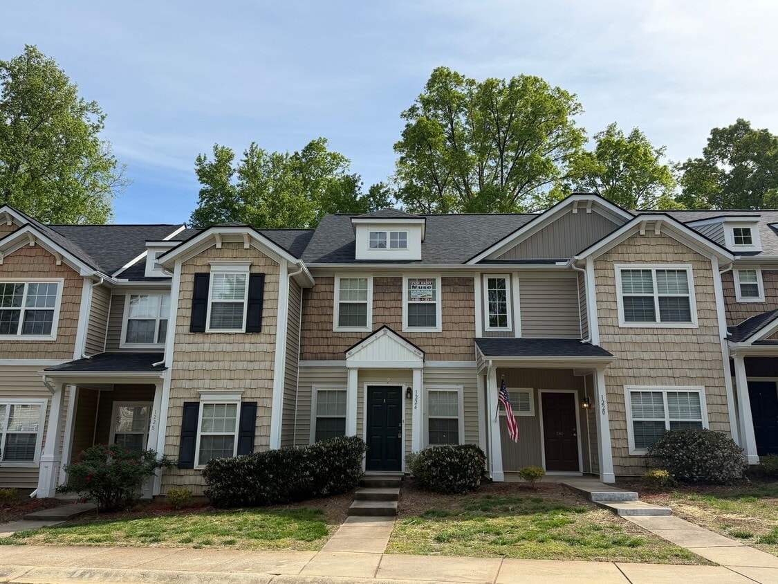 Building Photo - Exclusively Offered by Muse Realty, LLC