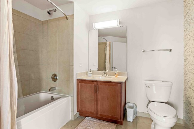 Foto del edificio - 373 N Clinton St