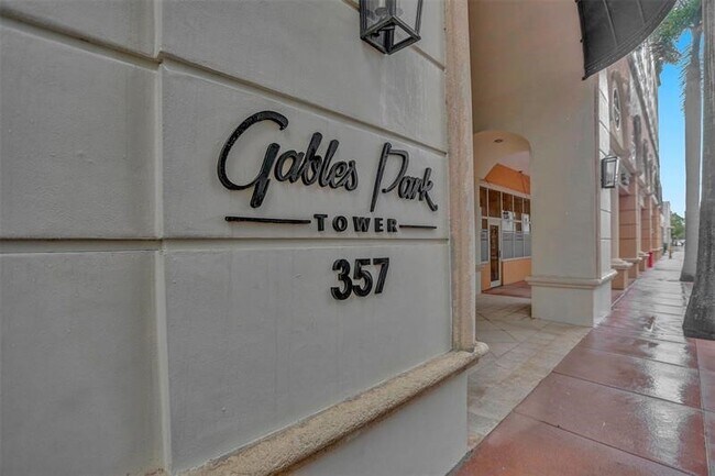 Foto del edificio - 357 Almeria Ave