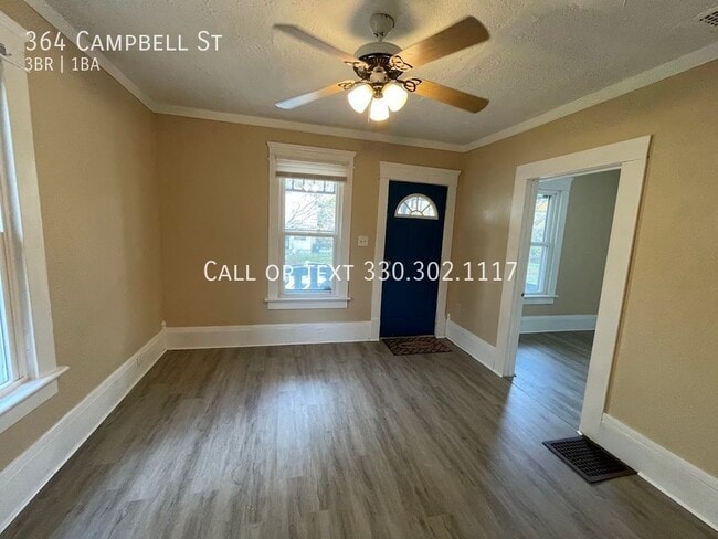Building Photo - Three bedroom one bathroom home for rent