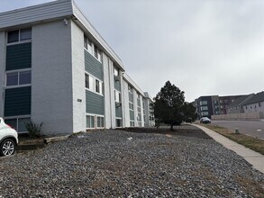 Building Photo - 3620 Verde Dr