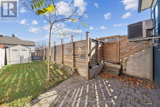 Building Photo - 681 Scarlett Rd