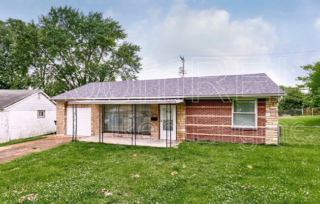 Building Photo - 7501 Dianthan Ln