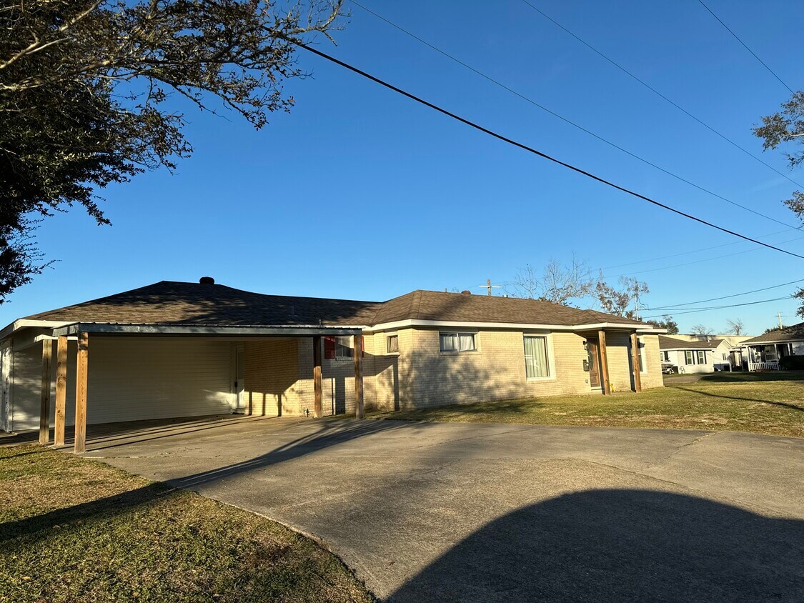 500 Tillman St, Westlake, LA 70669 House Rental in Westlake, LA