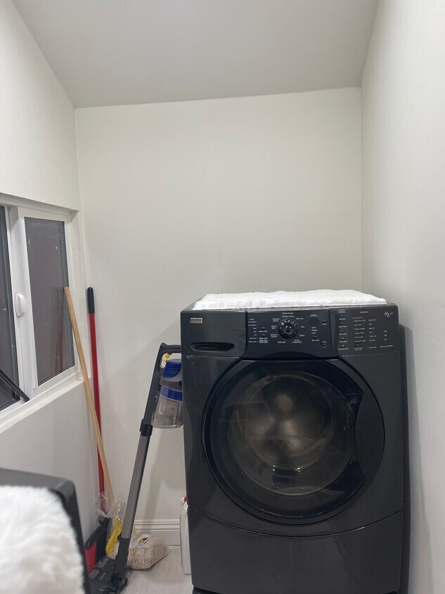 Foto principal - 40172 Highland Rd
