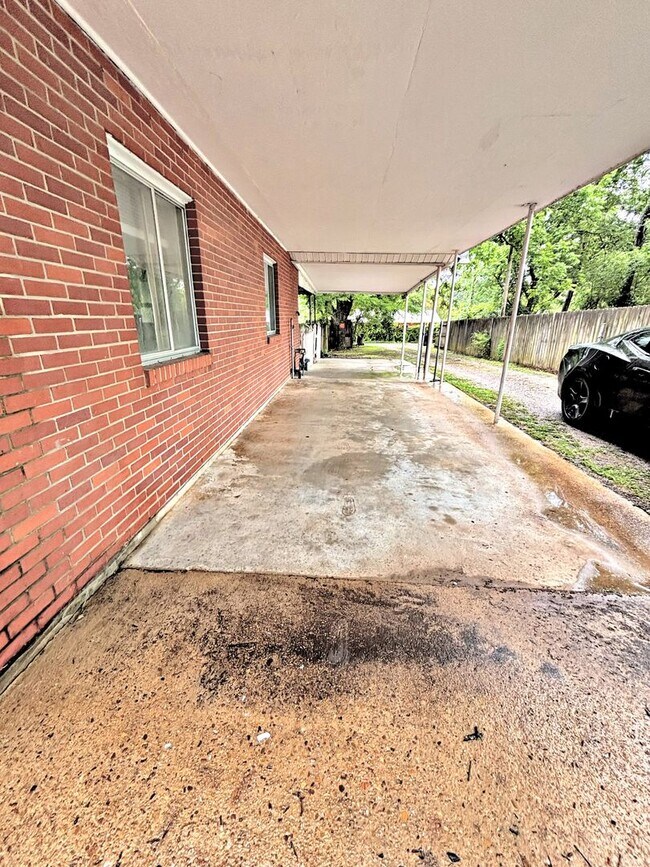 Foto del edificio - HOUSE FOR RENT - DECATUR