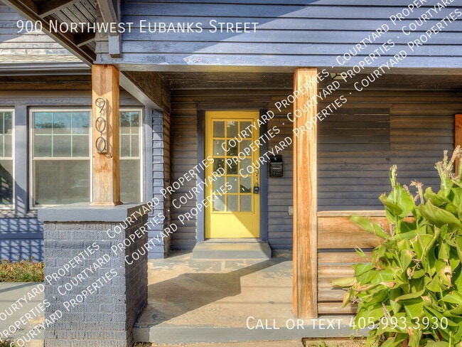 Photo - 900 NW Eubanks St House