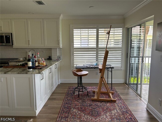 Foto del edificio - 8361 Grand Palm Dr